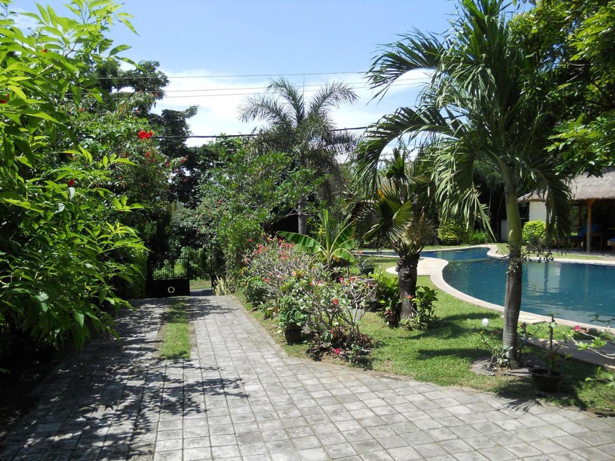 Sunset Villa Senggigi Buitenkant foto